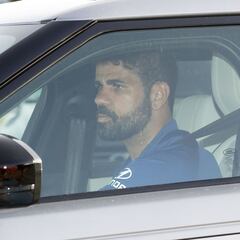 Diego Costa espera en Madrid para decidir su futuro