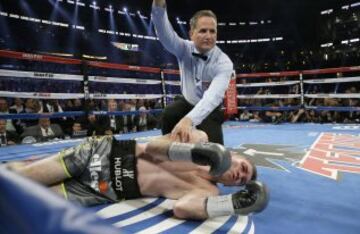 Las mejores imágenes del recital de Canelo frente a Smith