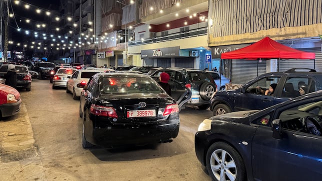 Israel bombardea Líbano; Hezbolá entra en la guerra