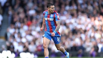 LONDON, ENGLAND - MARCH 29: Daniel Munoz of Crystal Palace during the Emirates FA Cup Quarter Final match between Fulham and Crystal Palace at Craven Cottage on March 29, 2025 in London, England. (Photo by Alex Davidson/Getty Images)
