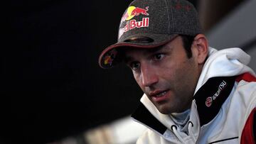 Zarco durante una carrera de la gira asiática con el LCR.