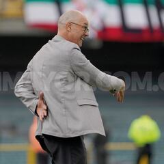 Arias y el liderato: “Siempre el primero es el que mejor juega”