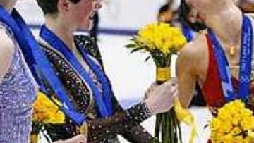 <B>SORPRESA</B>. La adolescente estadounidense Sarah Hughes le ha ganado la partida a la favorita Michelle Kwan.
