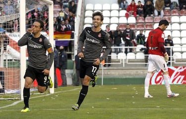 Un 'hat-trick' con historia y con (casi) r¨¦cord de velocidad
