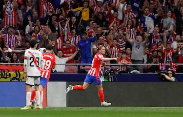 Centro magistral de De Paul para encontrar la incursión en el área de Gallagher, que conectó un poderoso cabezazo para batir a Batalla y sellar el 2-0.