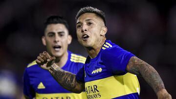 BUENOS AIRES, ARGENTINA - OCTOBER 16:  Agustin Almendra of Boca Juniors celebrates after scoring the first goal of his team during a match between Huracan and Boca Juniors as part of Torneo Liga Profesional 2021 at Tomas Adolfo Duco Stadium on October 16, 2021 in Buenos Aires, Argentina. (Photo by Marcelo Endelli/Getty Images)