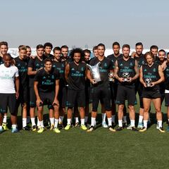 “Estos premios de la UEFA pertenecen a todo el equipo”