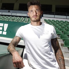 El Elche quiere atar a Josan para evitar otro caso Iván Sánchez