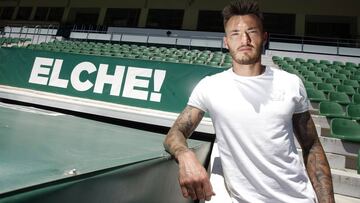 El Elche quiere atar a Josan para evitar otro caso Iv¨¢n S¨¢nchez