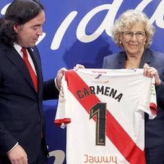 Carmena: "Volvéis para quedaros y quizá jugar la Champions"