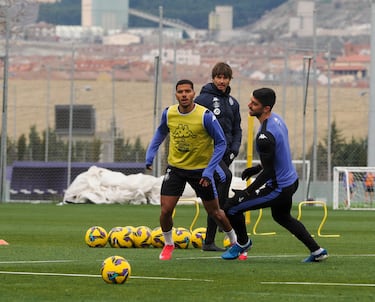 Semana de entrenamientos sin partido en el horizonte