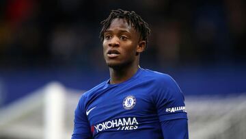 Conte: Batshuayi situation not good for Chelsea or the player