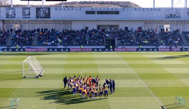 Entrenamiento a puertas abiertas del club blanco en el Estadio Alfredo Di Stéfano.