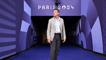 World Athletics President Sebastian Coe attends the podium ceremonies on the evening session of the athletics event during the Paris 2024 Olympic Games at Stade de France in Saint-Denis, north of Paris, on August 6, 2024. (Photo by Kirill KUDRYAVTSEV / AFP)