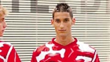 <b>POLÉMICA.</b> La nueva camiseta europea,