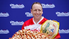 Why can’t Joey Chestnut participate in this year’s 4th of July hot dog eating contest?