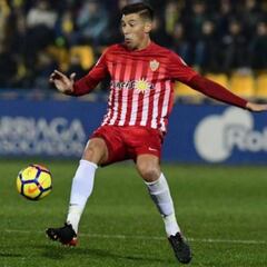Rubén Alcaraz lleva dos goles más que los cuatro delanteros