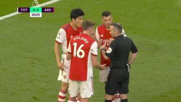 El partido con más en juego en años para el Arsenal y le pitan el penalti que nunca se pita allí