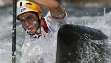<b>CUARTO.</b> El español Ander Elostegui ha conseguido ser cuarto en la final de C1 aguas bravas quedándose muy cerca de conseguir una historica medalla.