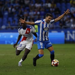 El puesto de lateral izquierdo en el Deportivo, también a debate