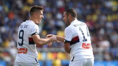 Piatek (izquierda) celebra un gol con Biraschi durante el partidocontra Frosinone.