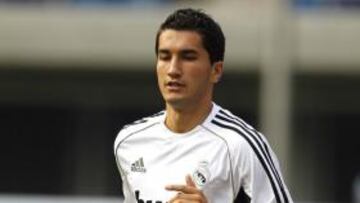 Sahin continuará de baja al menos quince días más