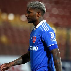 “Casi me saca la cabeza”: el furioso reclamo de Junior ante Everton