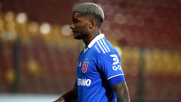 “Casi me saca la cabeza”: el furioso reclamo de Junior ante Everton