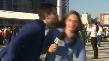 Otra más... Un aficionado acosa a una periodista en directo