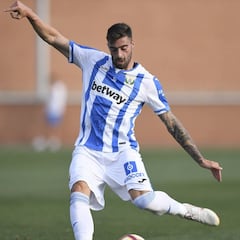 El Borussia enfría su oferta por Rico y cobran fuerza otras opciones para su salida