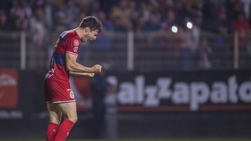 Antonio Briseño, Chivas