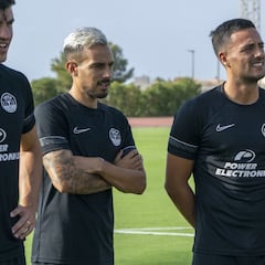 Guerrero y Herrera, listos para marcar goles para el Ibiza