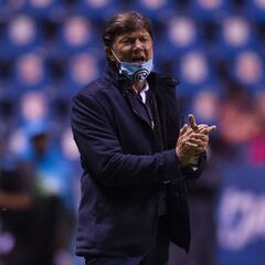 Hernán Cristante sería nuevo director técnico de Querétaro