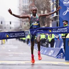 Evans Chebet: “La maratón se asocia a Kipchoge, pero dejaré mi huella”
