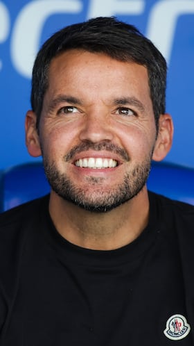 Nicolas Larcamon head coach of Cruz Azul during the 6th round match between Cruz Azul and Tigres UANL as part of the Liga BBVA MX, Torneo Clausura 2026 at Cuauhtemoc Stadium, on February 15, 2026 in Puebla, Mexico.