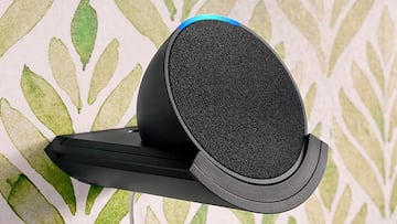 Amazon Echo Pop en colore antracita.