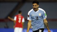 Maxi G&oacute;mez, tras marcar el 2-1 a Chile en el minuto 92.