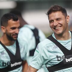 "¿Si estoy nervioso por si me llama Luis Enrique? Estoy nervioso, sí, no vaya a ser que me j*** las vacaciones"