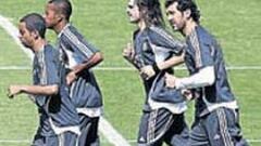 Emerson o Gago, la duda de Capello en la 'final' de Zaragoza