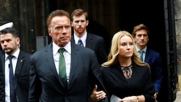 Actor Arnold Schwarzenegger leaves Niki Lauda&#039;s funeral ceremony at St Stephen&#039;s cathedral in Vienna, Austria May 29, 2019. 