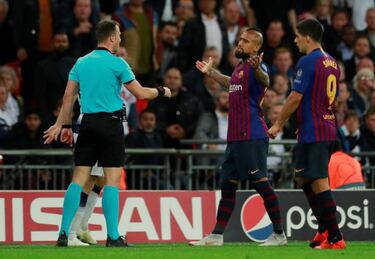 Arturo Vidal, a misfit at Barça