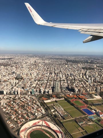 El estadio es mejor conocido como el ‘Monumental’. La casa de River Plate fue inaugurado en 1938 y tiene una capacidad de 75 mil 699.