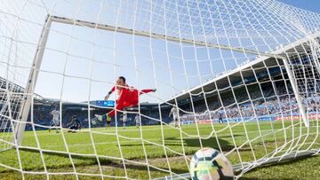 Keylor fue batido por Manu García.