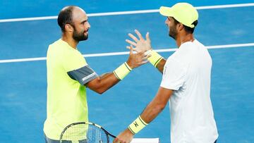 Los colombianos Juan Sebastián Cabal y Robert Farah celebrando su clasificación a la final del dobles masculino del Australian Open 2018 tras vencer en la semifinal a los hermanos Mike y Bob Bryan con parciales 7-6 y 7-5.