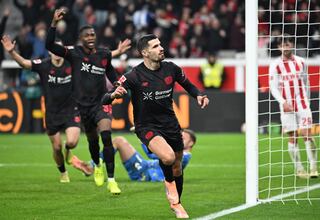 El Leverkusen manda en el Rin
