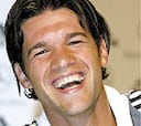 Ballack dice que ahora no piensa en el Barcelona