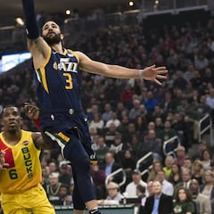 Ricky se lesiona y Giannis hace más líderes del Este a sus Bucks