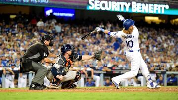 Justin Turner respald&oacute; la actuaci&oacute;n de Clayton Kershaw con su home run de dos carreras.