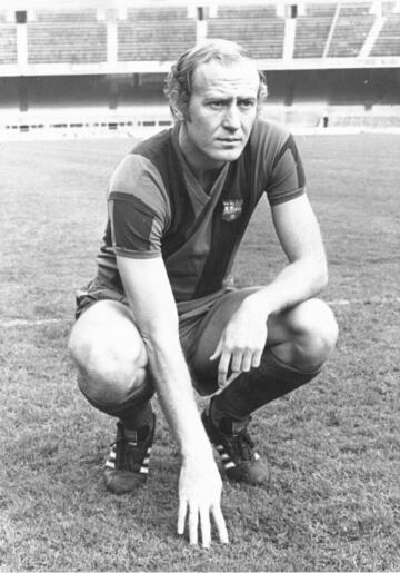 Llegó al Barcelona en 1969 y jugó en el conjunto azulgrana hasta 1977.