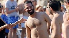 Una foto de Arda Turan en la playa revoluciona las redes